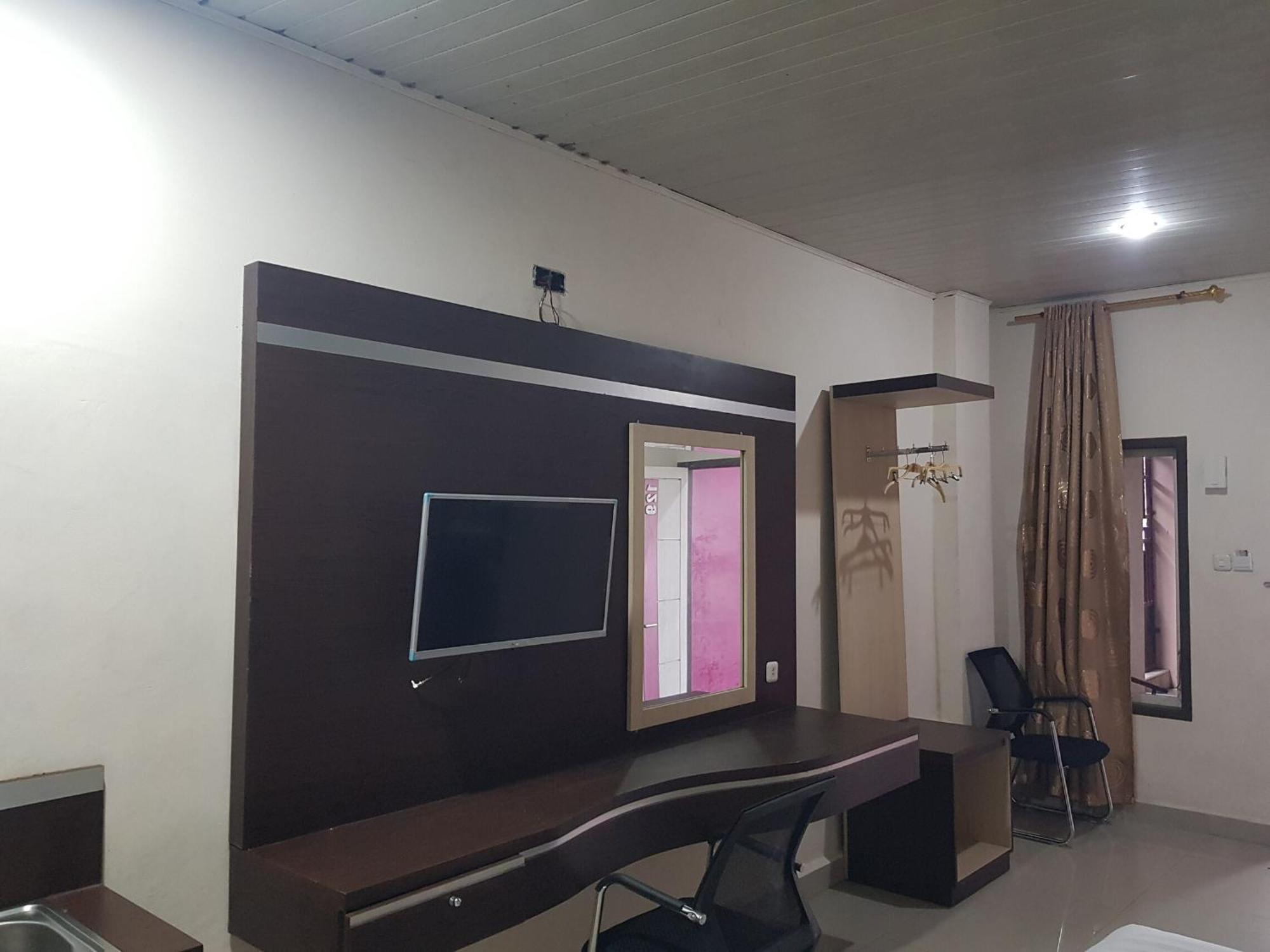 Capital O 93263 Linge Land Hotel Takengon Экстерьер фото